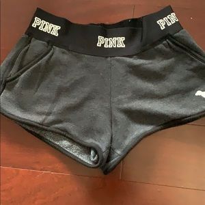 COPY - Shorts (Victoria secret/pink)